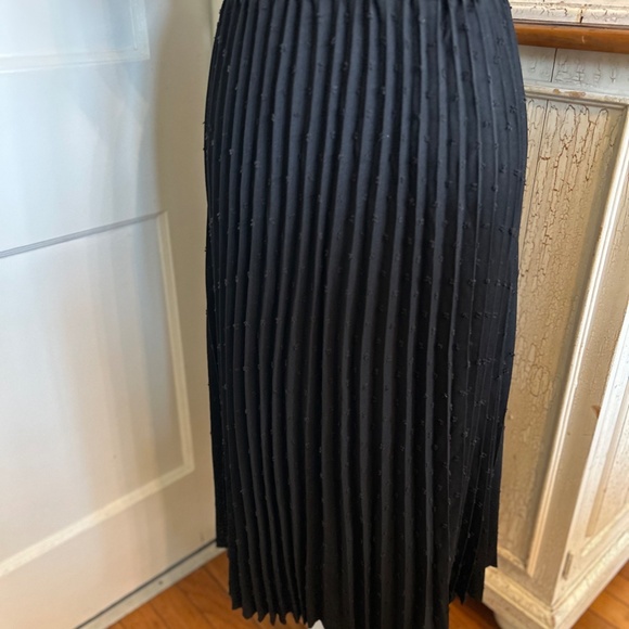 Pretty Garden Black Midi Dress - Picture 6 of 14